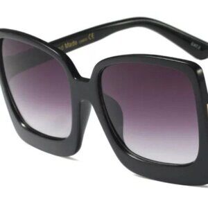 *TOP SELLER ITEM* Oversized Black Square Shades